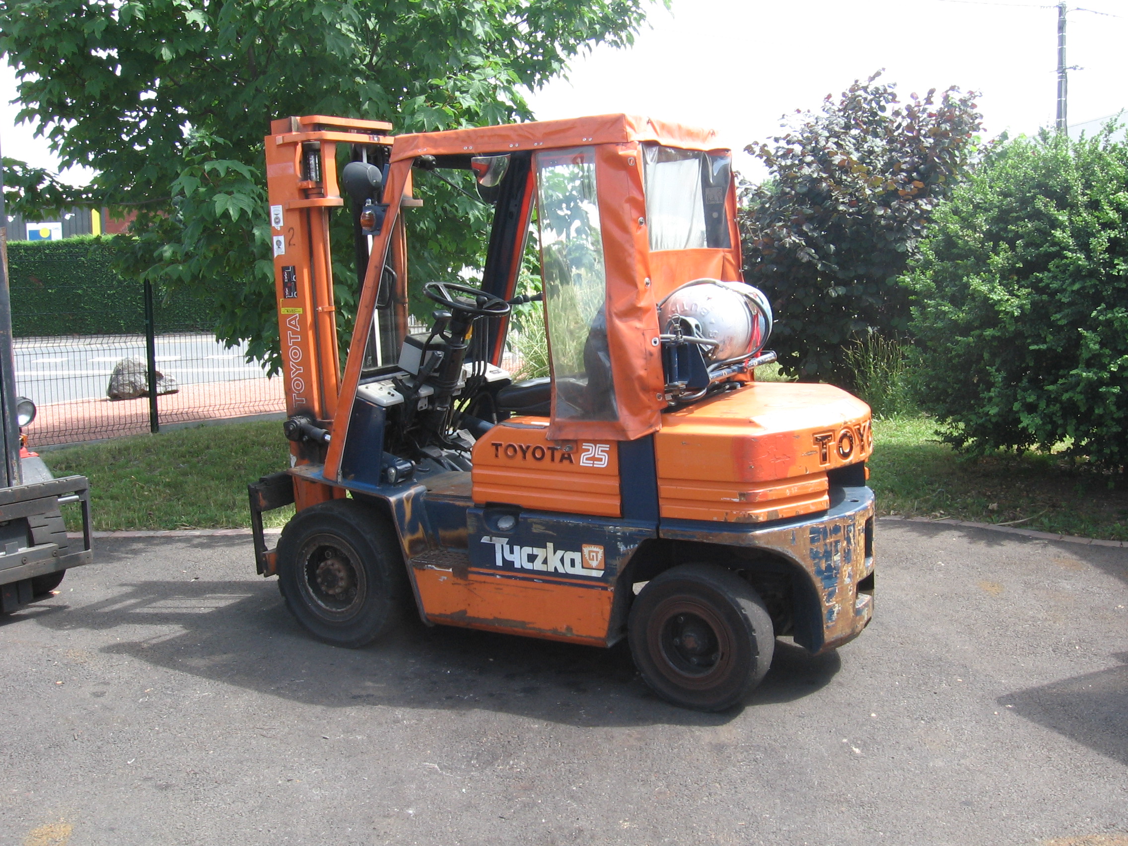 Chariot élévateur TOYOTA 42 5FGF25